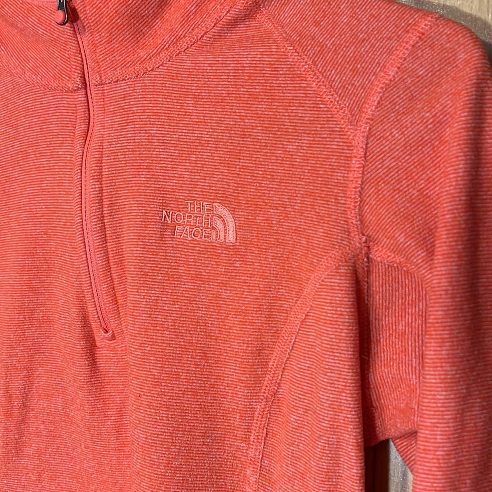 🔥Coral North Face Quarter Zip / Womens Size Extra Small - Picture 3 of 6